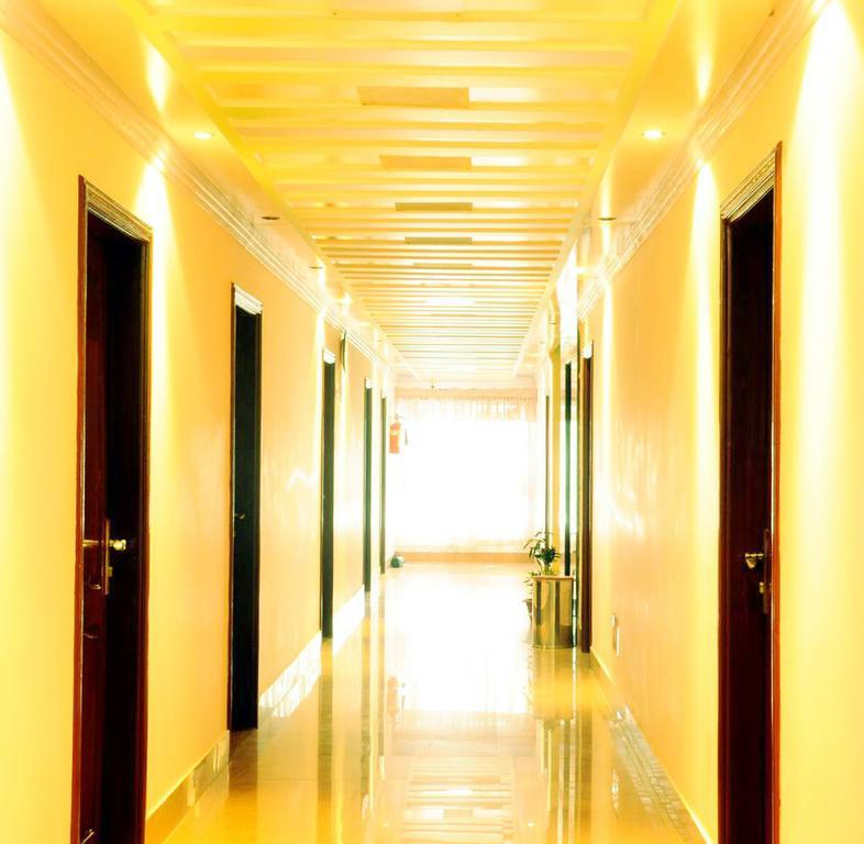 Hotel Favour Inn International Τσιταγκόνγκ Εξωτερικό φωτογραφία